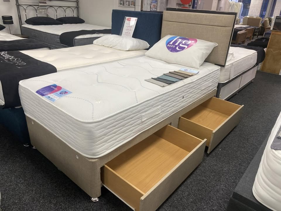 Single Bed with Drawers